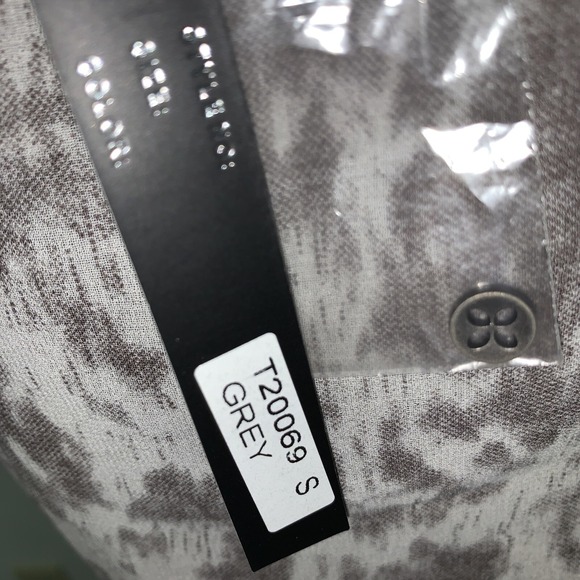 Oh My Julian Tank Top Womens Size S Sleeveless Button Down Black Gray Sheer NWT - Picture 6 of 11